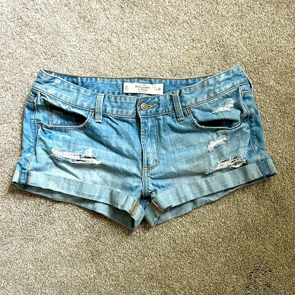 Abercrombie & Fitch cuffed shorts, barely worn!
